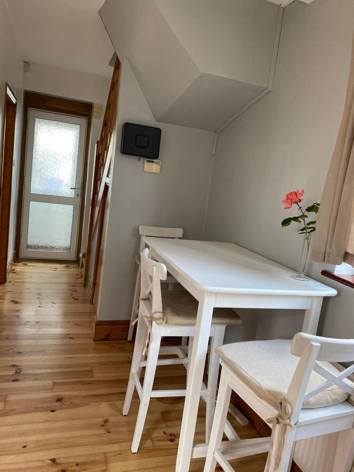 Lovely Rooms In West London Northolt  Kültér fotó